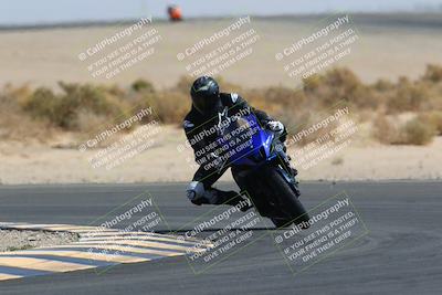 media/Mar-28-2022-Superbike Trackdays (Mon) [[b8603d0f67]]/Open Track Time/Turn 16/